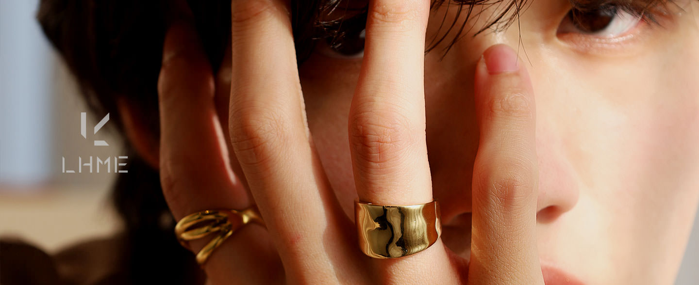 lhmeのファーストビューバナー