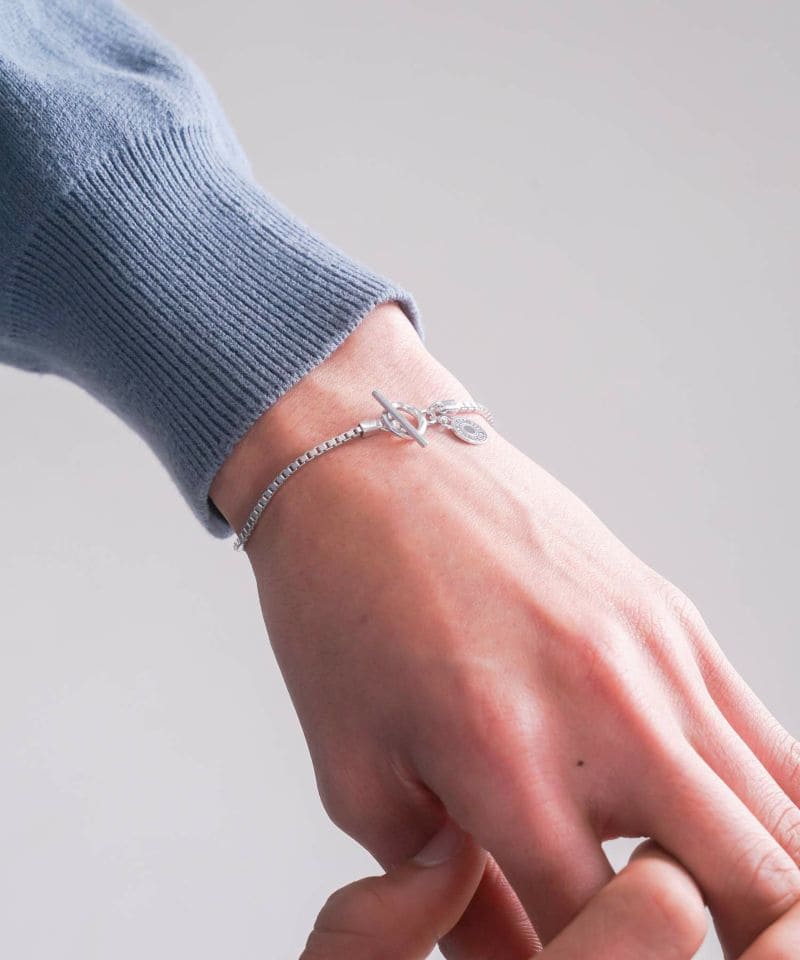 メンズシルバーアクセサリーブランドライオンハートのシンプルなベネチアンチェーンのブレスレットの画像