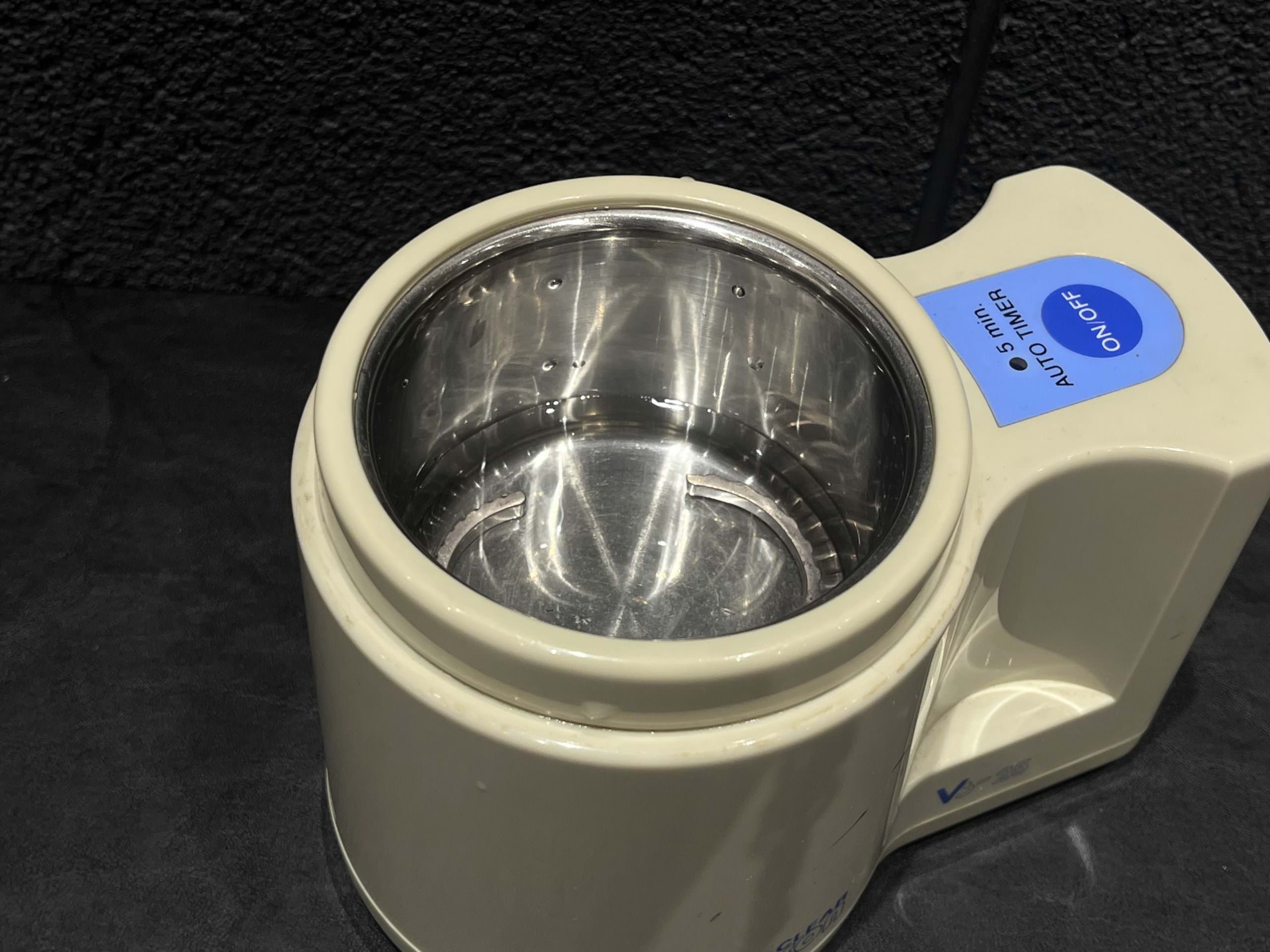 超音波機械を使用したクリーニングのやり方