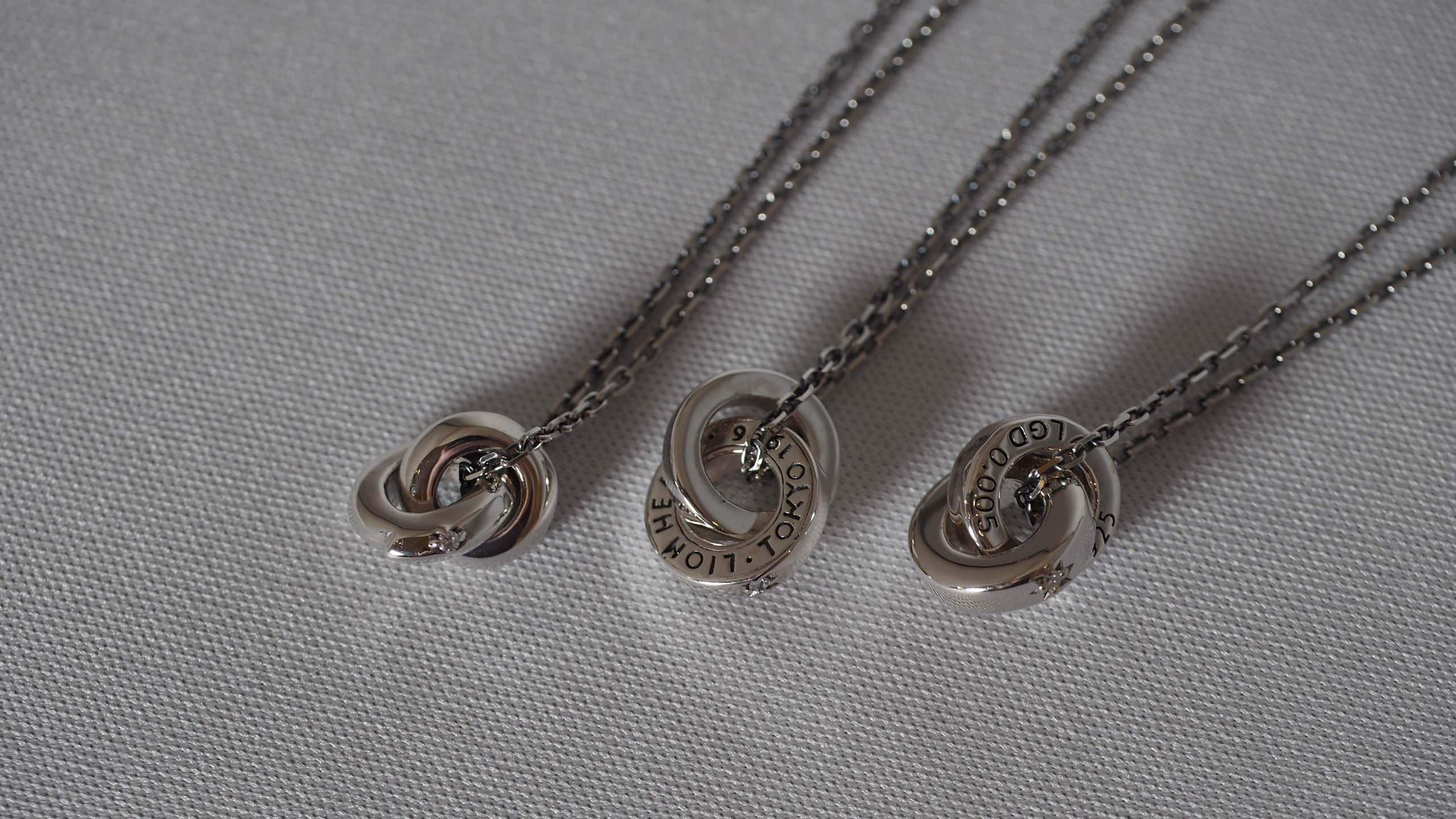 メンズシルバーアクセサリーブランドライオンハートのダブルリングネックレス画像