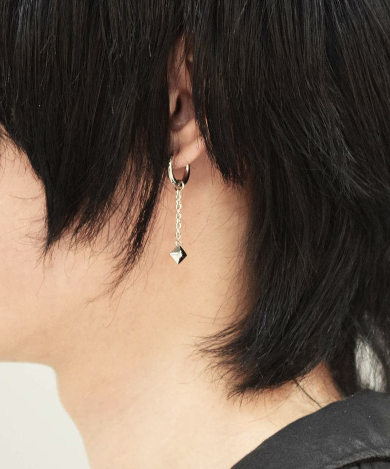 ステンレスアクセサリーブランドLHMEのドロップピアス