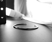 シルバーバングル/フィロ