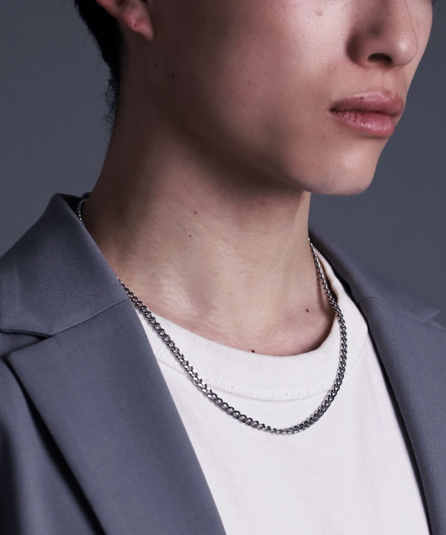 チェーンネックレス