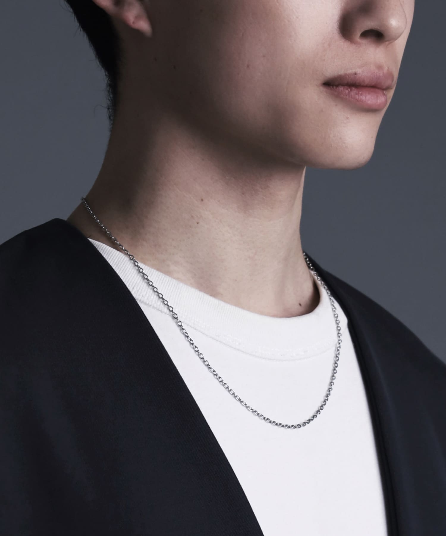 チェーンネックレス