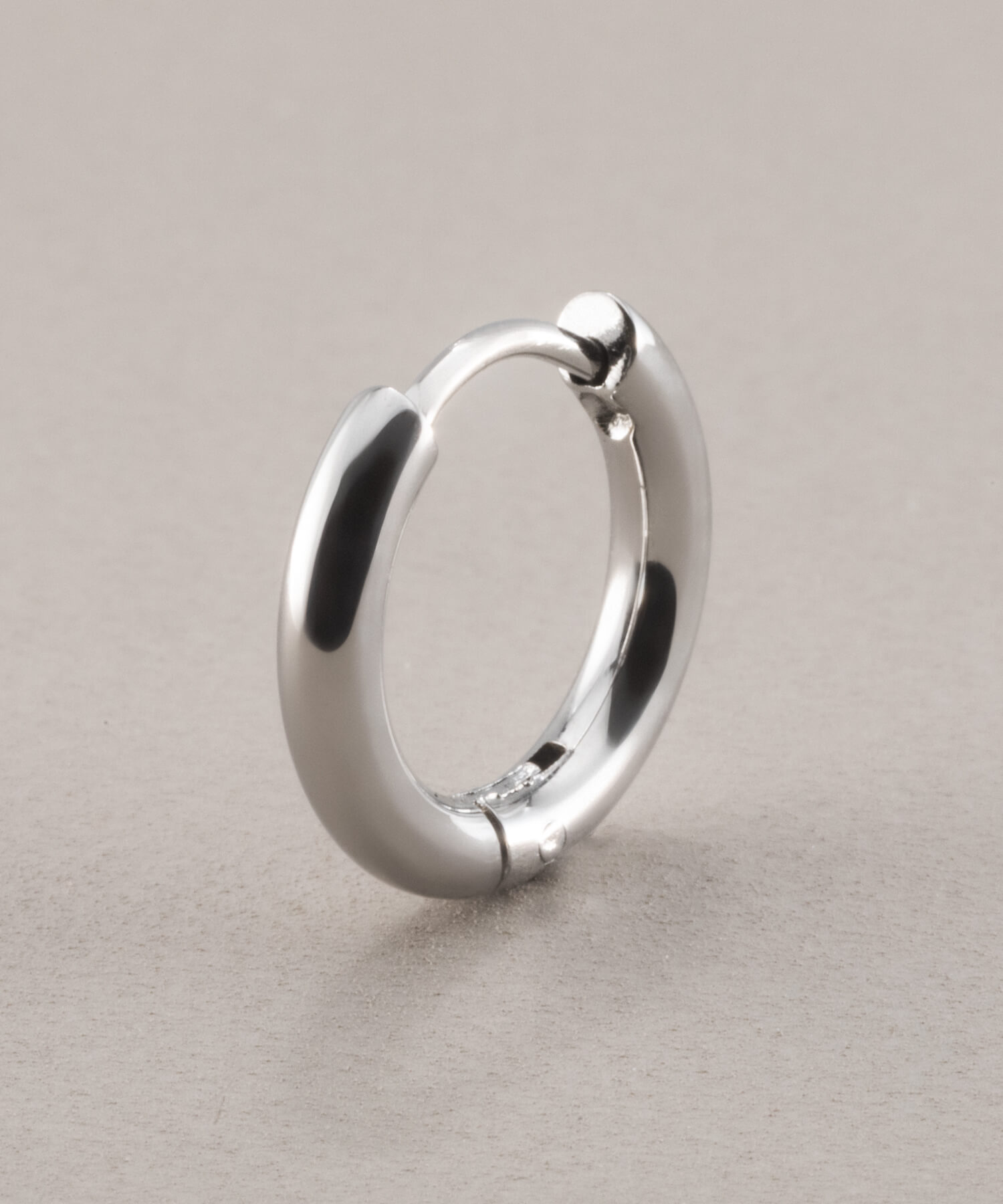 Plain hoop pierce (silver)