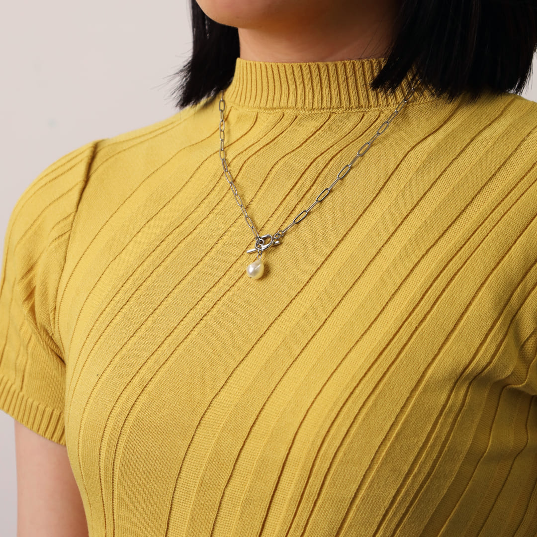 LHMEのシルバーネックレス｜LHME(エルエイチエムイー)のアクセサリーを使ったコーディネート　金属アレルギー対応　サージカルステンレス