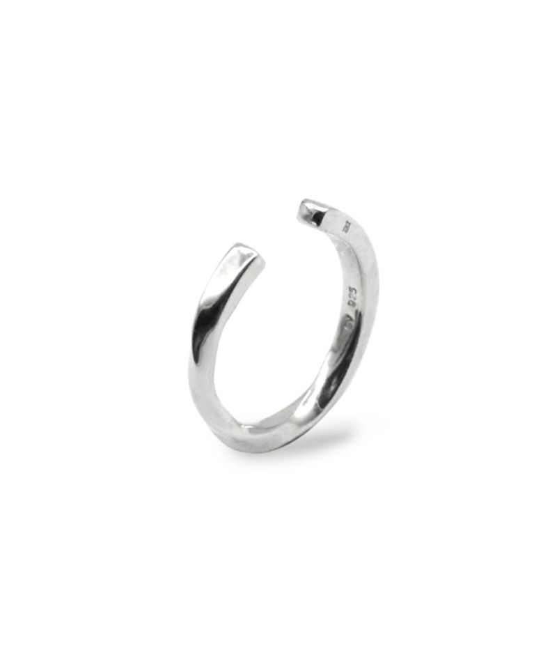 『FINEBOYS(ファインボーイズ)2026年1月号』俳優の川口凉旺さん、本島純政さん着用LION HEART(ライオンハート)のネックレス、イヤーカフ掲載情報